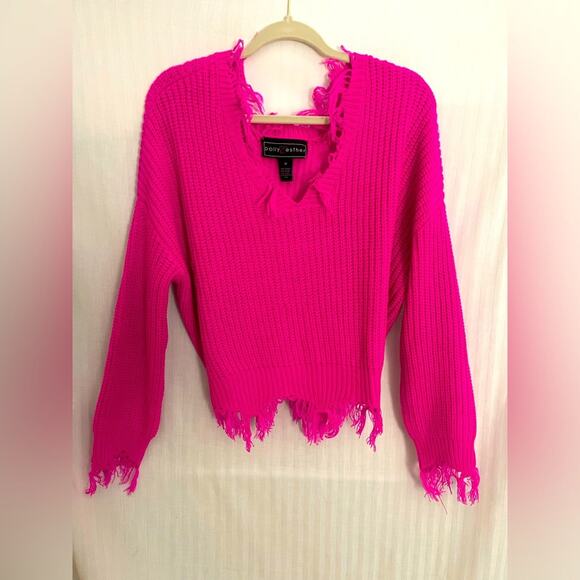Polly & Esther brand Hot pink Fringed Sweater.  Size M.  EUC!! - Picture 3 of 6